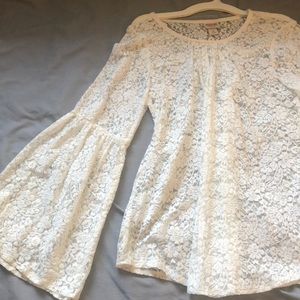 Lace white top